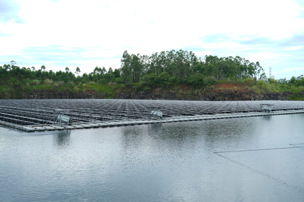 废弃矿坑新生命 | 海南5.8MW光伏电站如何让废墟变“金矿”（images 1）