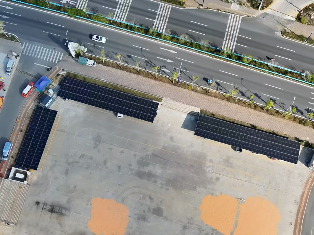 标杆落地,关岭道地光储样板点启幕|以光储之力,... 标杆落地,关岭道地光储样板点启幕|以光储之力,...