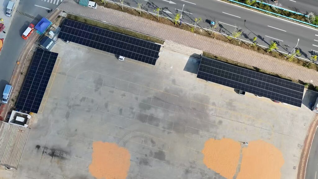 标杆落地,关岭道地光储样板点启幕|以光储之力,... 标杆落地,关岭道地光储样板点启幕|以光储之力,...